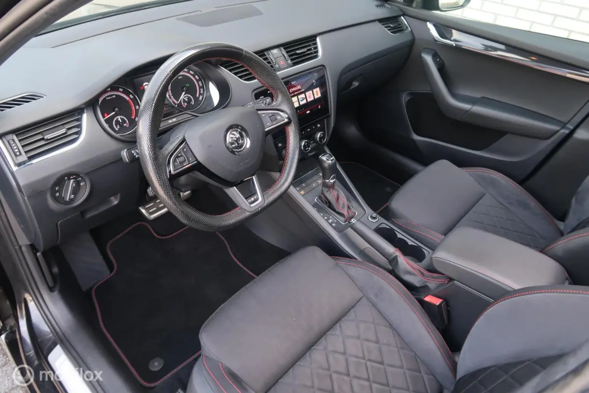 2.0 TSI RS 245 PANODAK,CANTON AUDIO,ACC