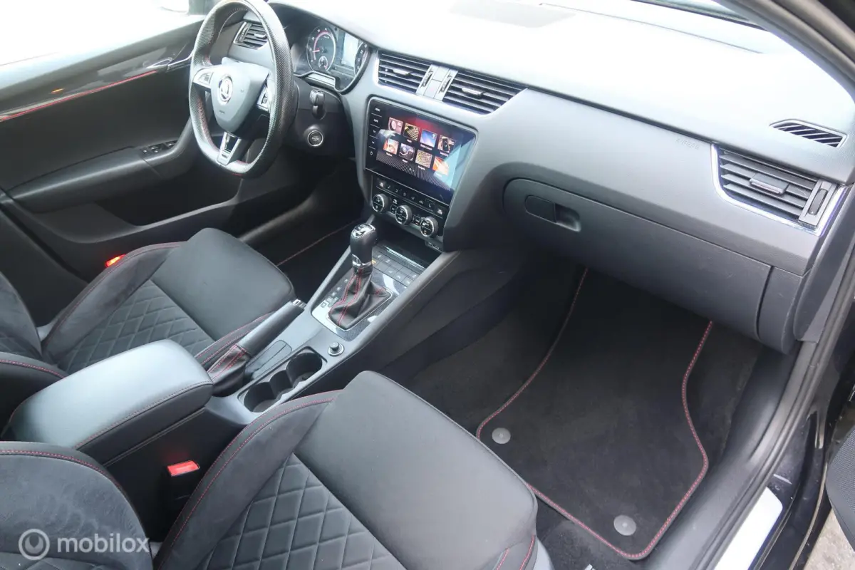 2.0 TSI RS 245 PANODAK,CANTON AUDIO,ACC