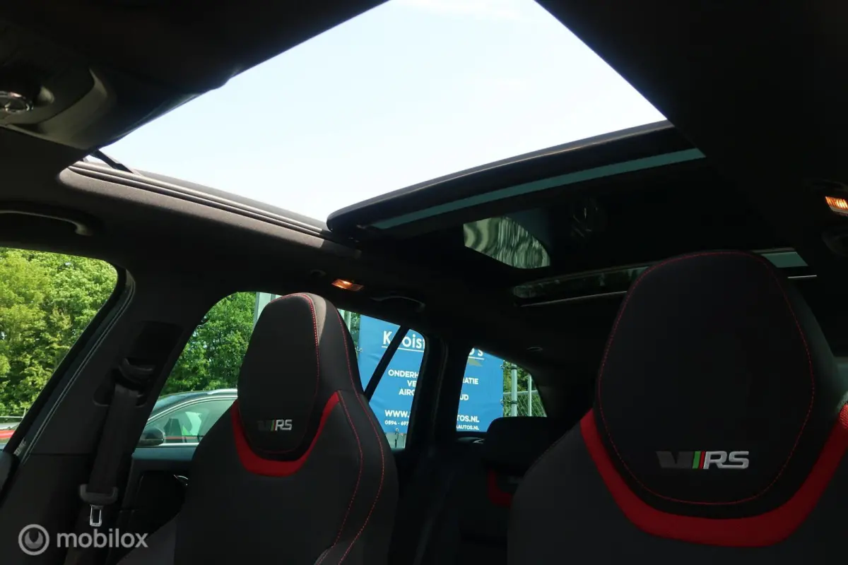2.0 TSI RS 245 PANODAK,CANTON AUDIO,ACC