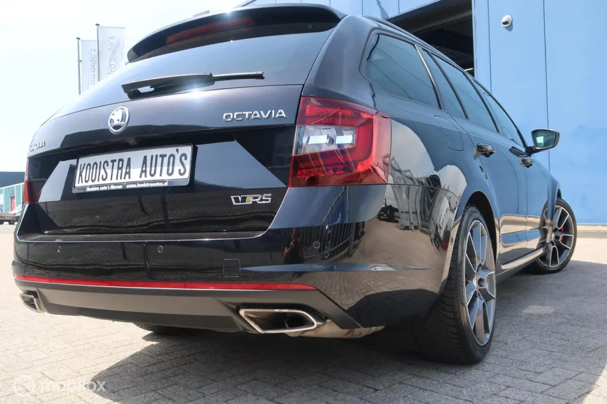 2.0 TSI RS 245 PANODAK,CANTON AUDIO,ACC