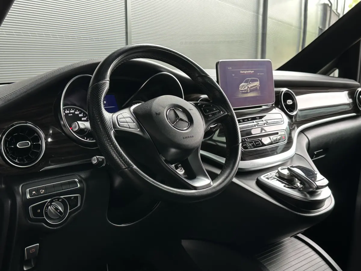V300 AMG | PANO | LANG | Stoelkoel | LED | Trekhaak | Burmeister |