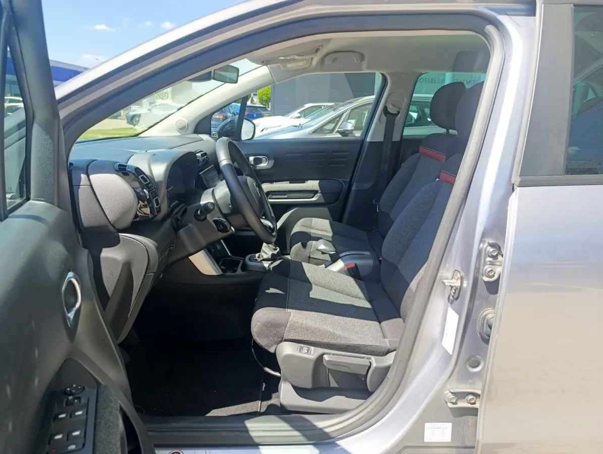 1.2 PureTech Shine | Parkeersensoren | Stoelverwarming | Navigatie | Lane Keeping | Climate Control