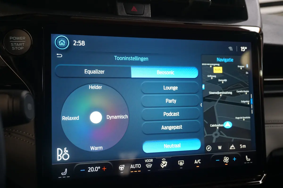 Premium 44 kWh | Trekhaak Afneembaar! | Achteruitrijcamera | Airco (automatisch) | Audio installatie premium
