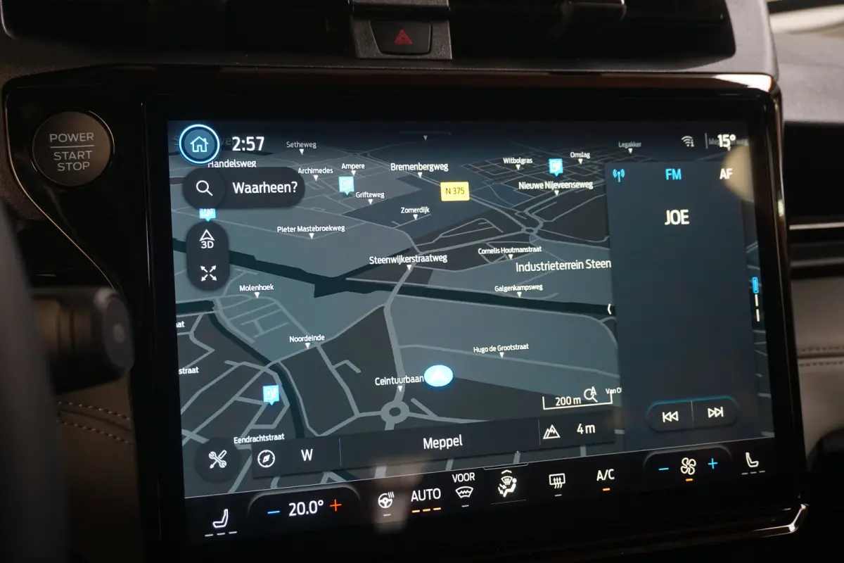 Premium 44 kWh | Trekhaak Afneembaar! | Achteruitrijcamera | Airco (automatisch) | Audio installatie premium