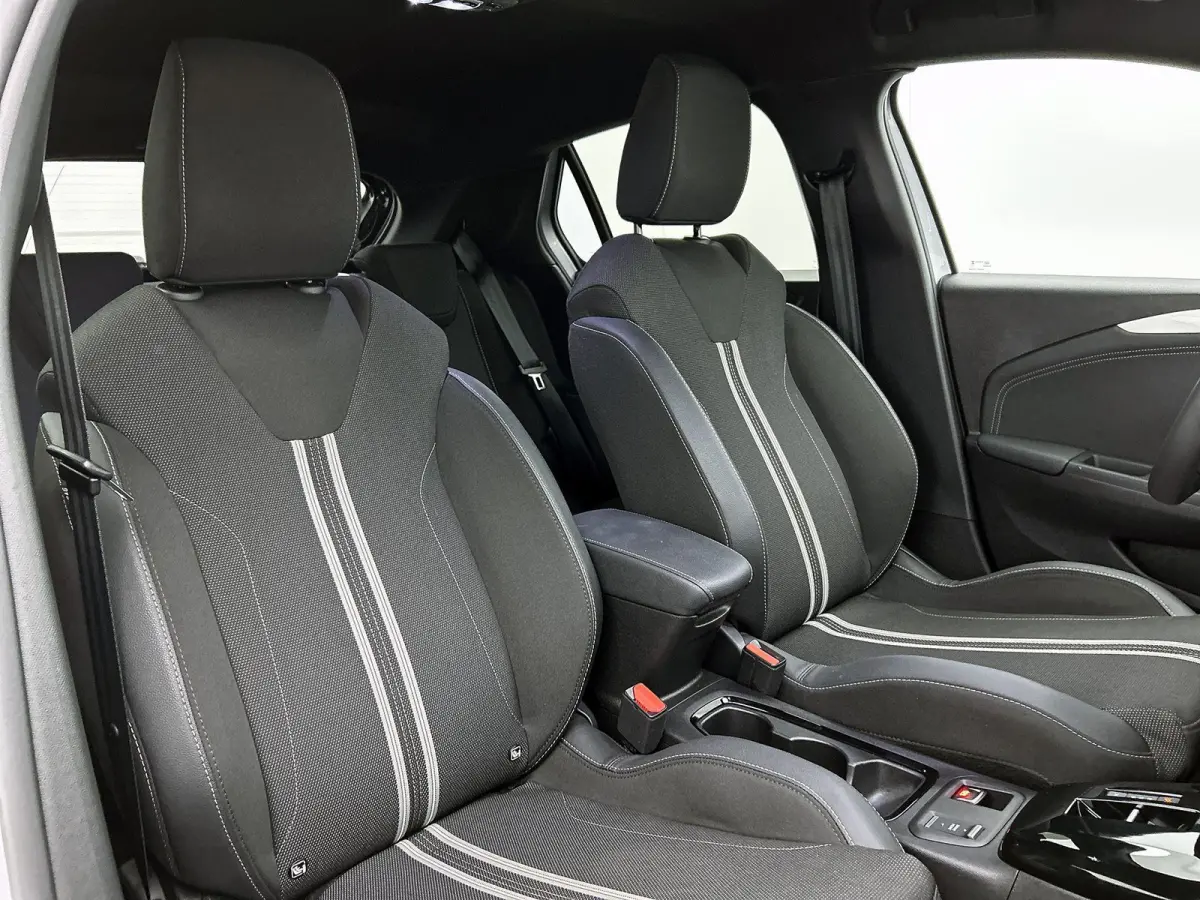 1.2 110pk Hybrid GS Automaat | Navigatie | Climate Control | Cruise Control | Camera | 16"LMV | LED | Apple Carplay/Android Auto |