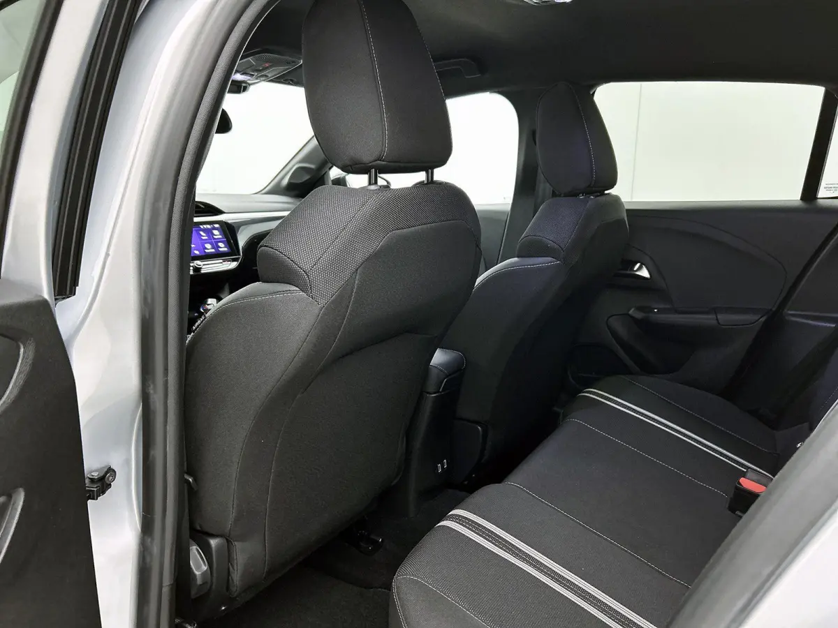 1.2 110pk Hybrid GS Automaat | Navigatie | Climate Control | Cruise Control | Camera | 16"LMV | LED | Apple Carplay/Android Auto |