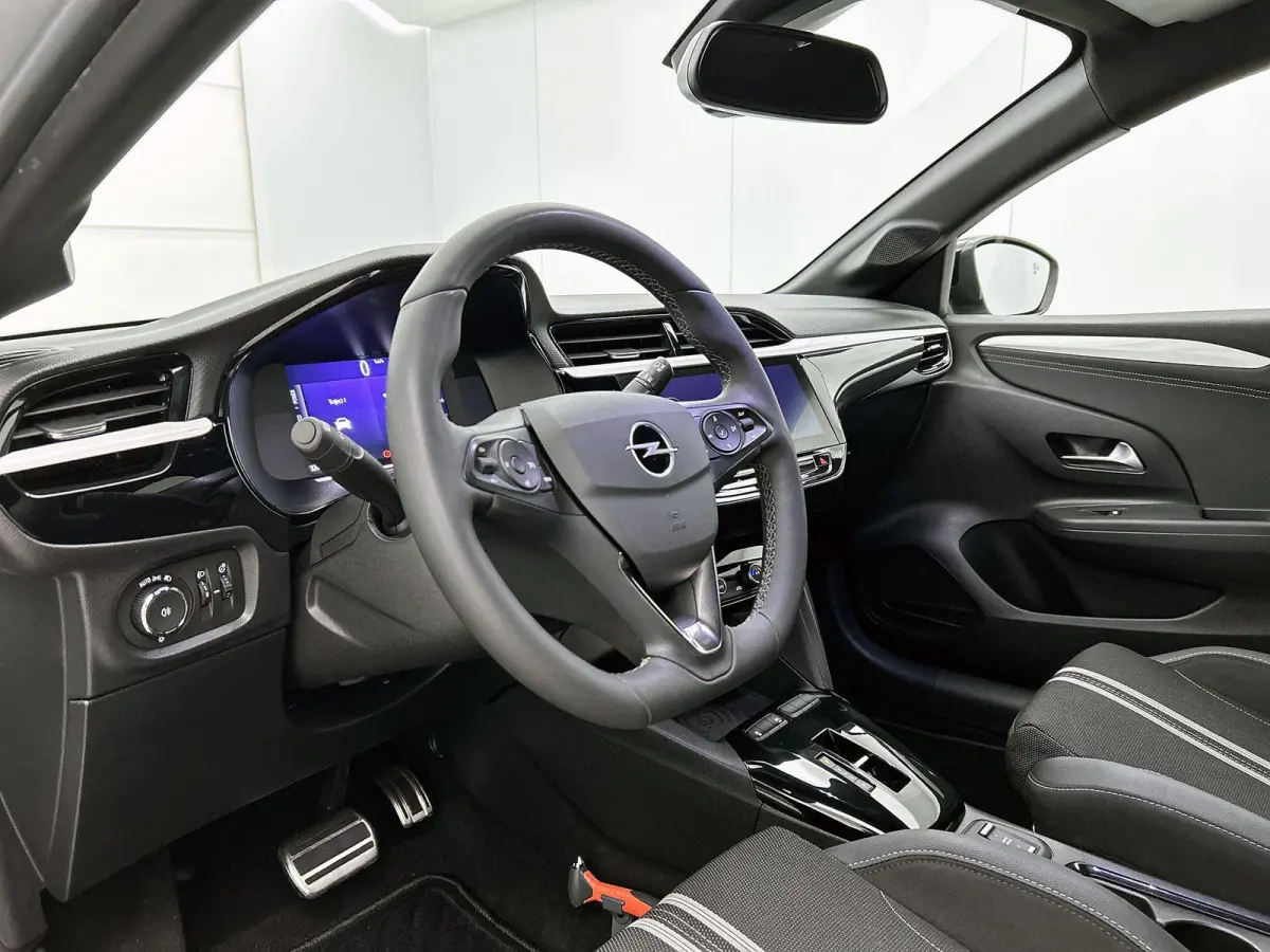 1.2 110pk Hybrid GS Automaat | Navigatie | Climate Control | Cruise Control | Camera | 16"LMV | LED | Apple Carplay/Android Auto |