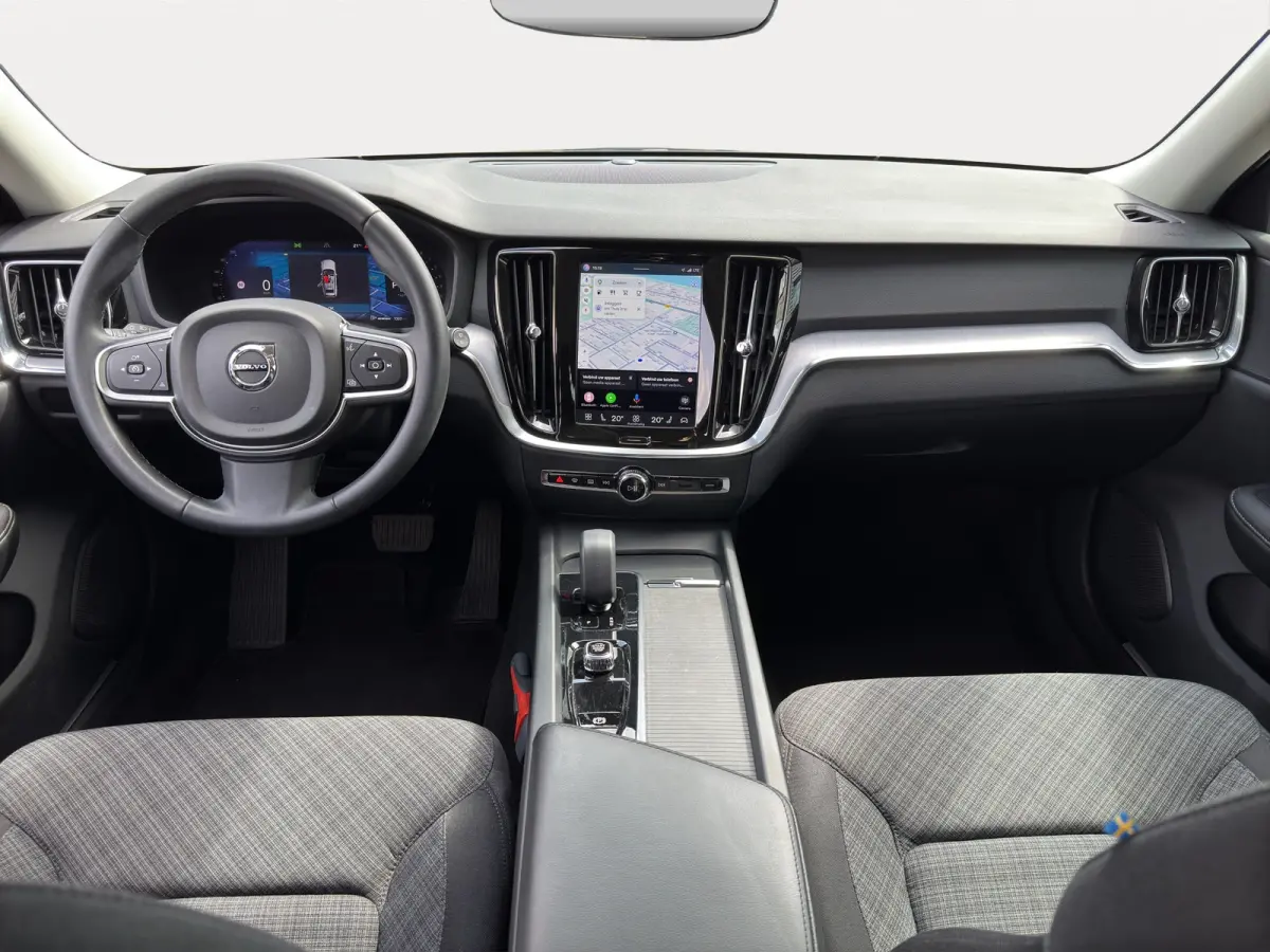 2.0 B4 Core | Apple Carplay/Android Auto|telefoonintegratie premium | Audio installatie | Cruise control adaptief met Stop&Go en stuurhulp