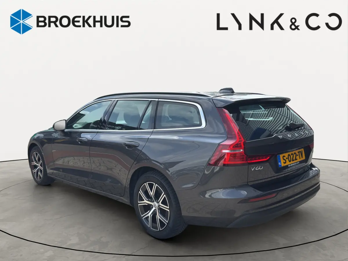 2.0 B4 Core | Apple Carplay/Android Auto|telefoonintegratie premium | Audio installatie | Cruise control adaptief met Stop&Go en stuurhulp