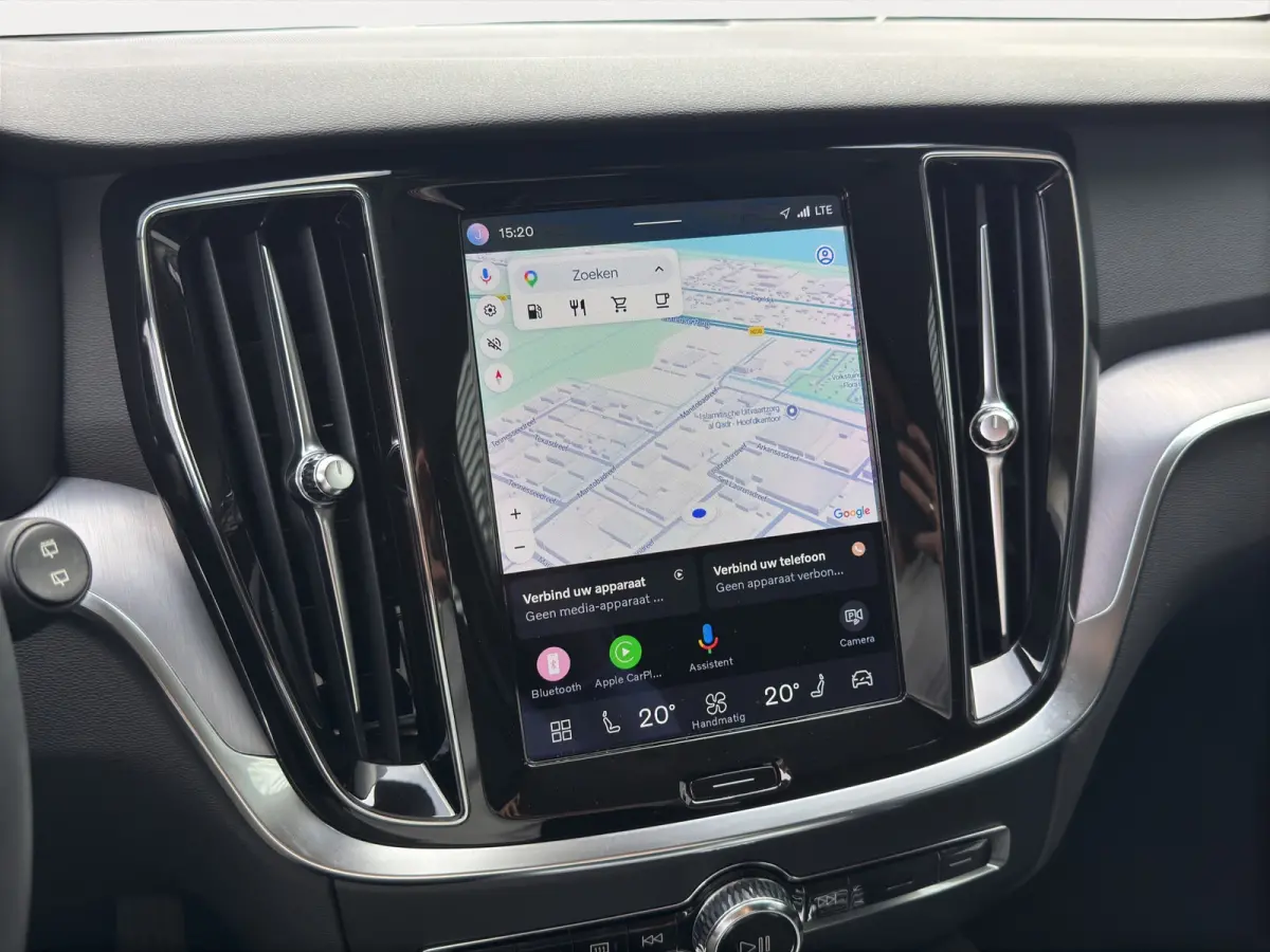 2.0 B4 Core | Apple Carplay/Android Auto|telefoonintegratie premium | Audio installatie | Cruise control adaptief met Stop&Go en stuurhulp
