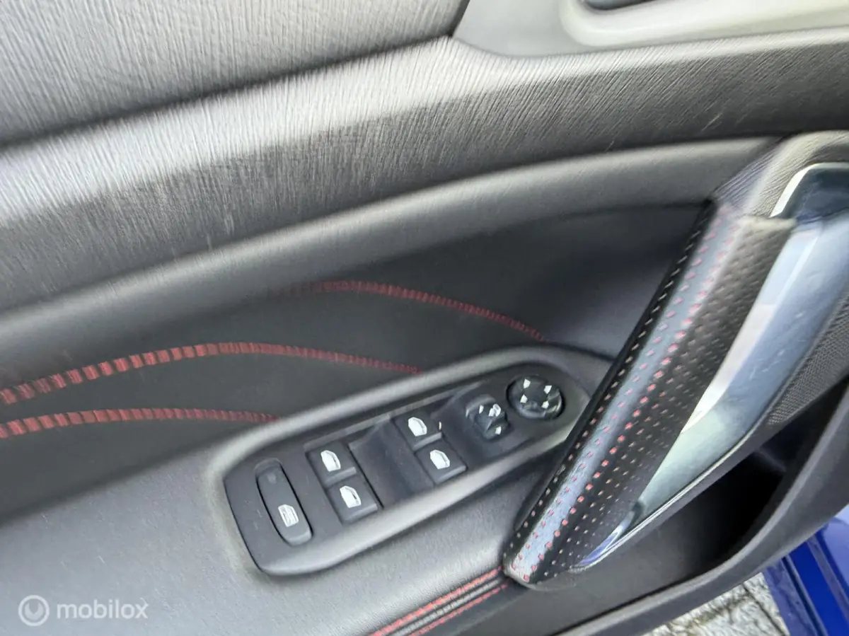 1.2 PureTech GT-line AUTOMAAT | LED