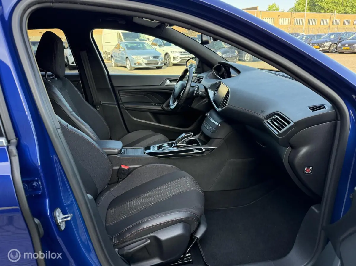 1.2 PureTech GT-line AUTOMAAT | LED