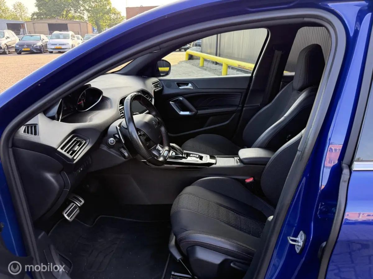 1.2 PureTech GT-line AUTOMAAT | LED