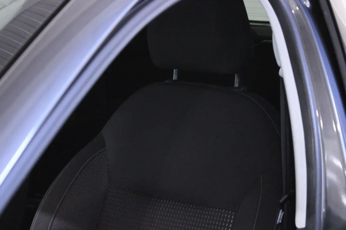 1.2 PureTech Allure | PDC | Apple CarPlay |