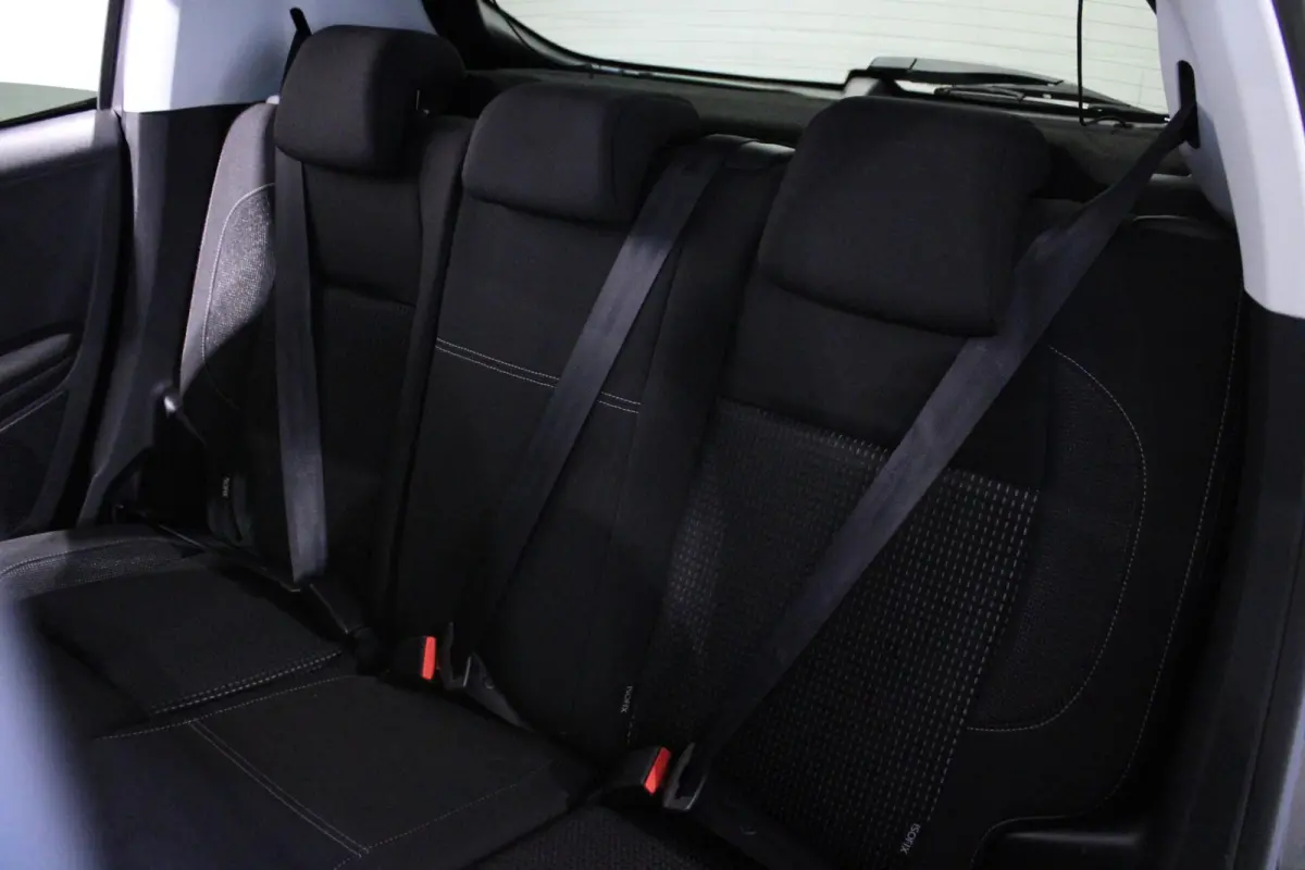1.2 PureTech Allure | PDC | Apple CarPlay |