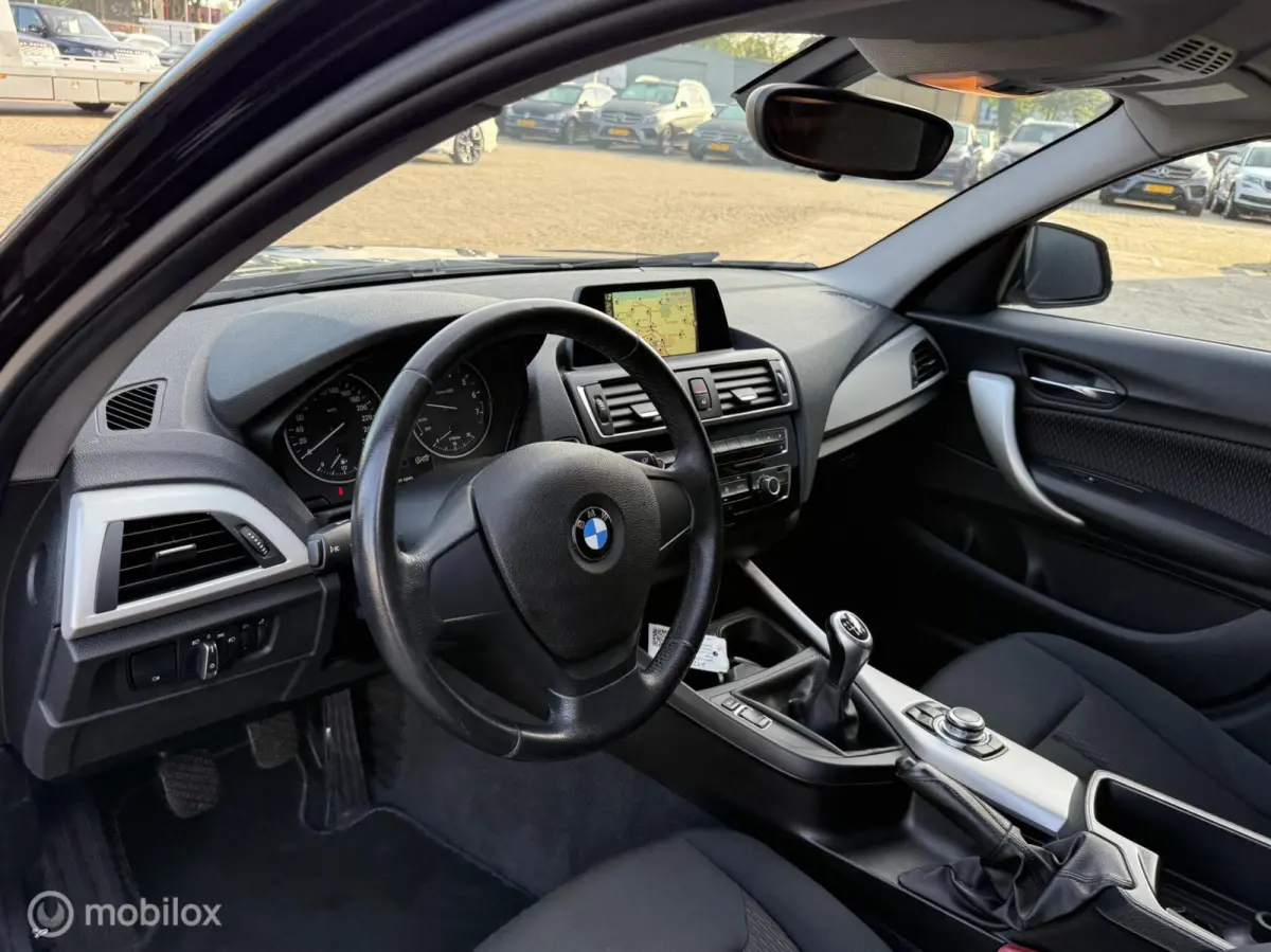 116i High Executive NAVI
