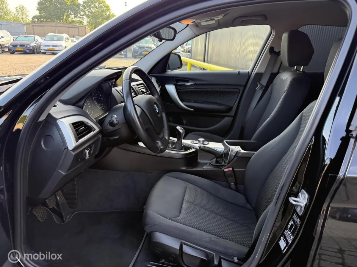 116i High Executive NAVI