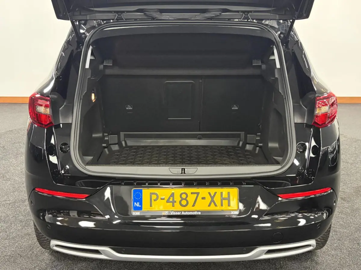 1.2 Turbo Business Elegance*Nw Model*NAP*Camera*Cruise-Control*PDC*Carplay**