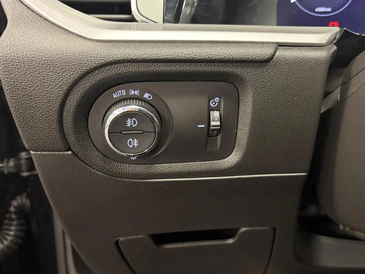 1.2 Turbo Business Elegance*Nw Model*NAP*Camera*Cruise-Control*PDC*Carplay**