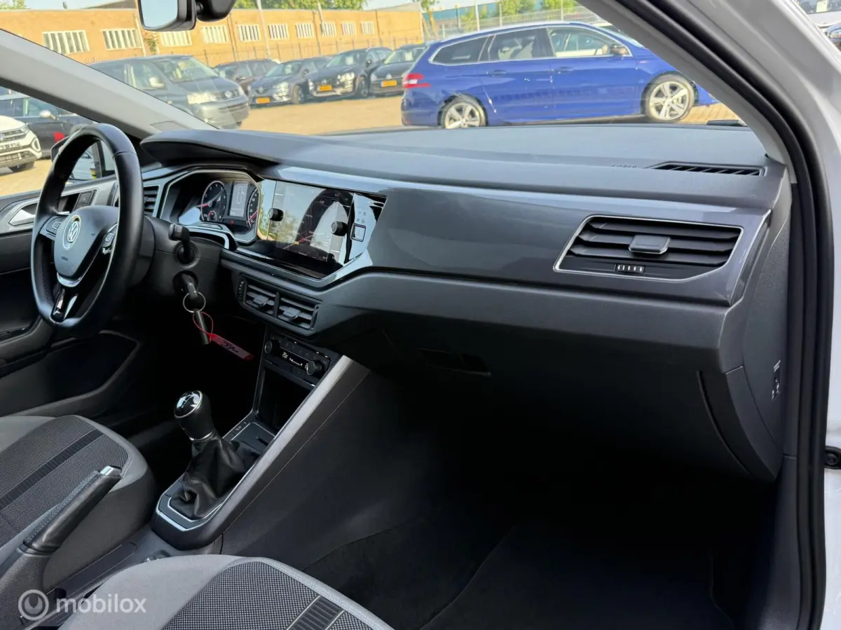 1.0 TSI Highline R-LINE | PANORAMADAK |LED