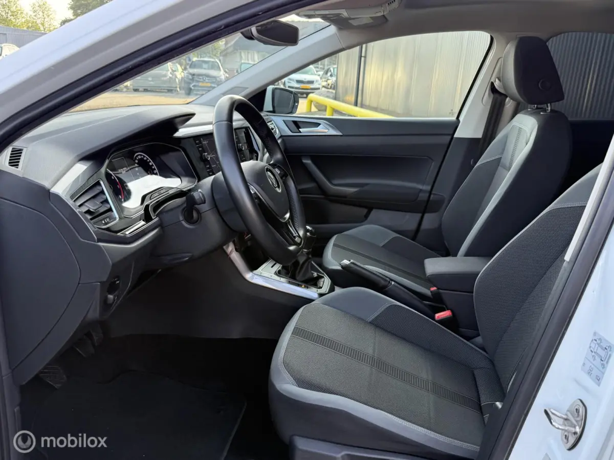 1.0 TSI Highline R-LINE | PANORAMADAK |LED