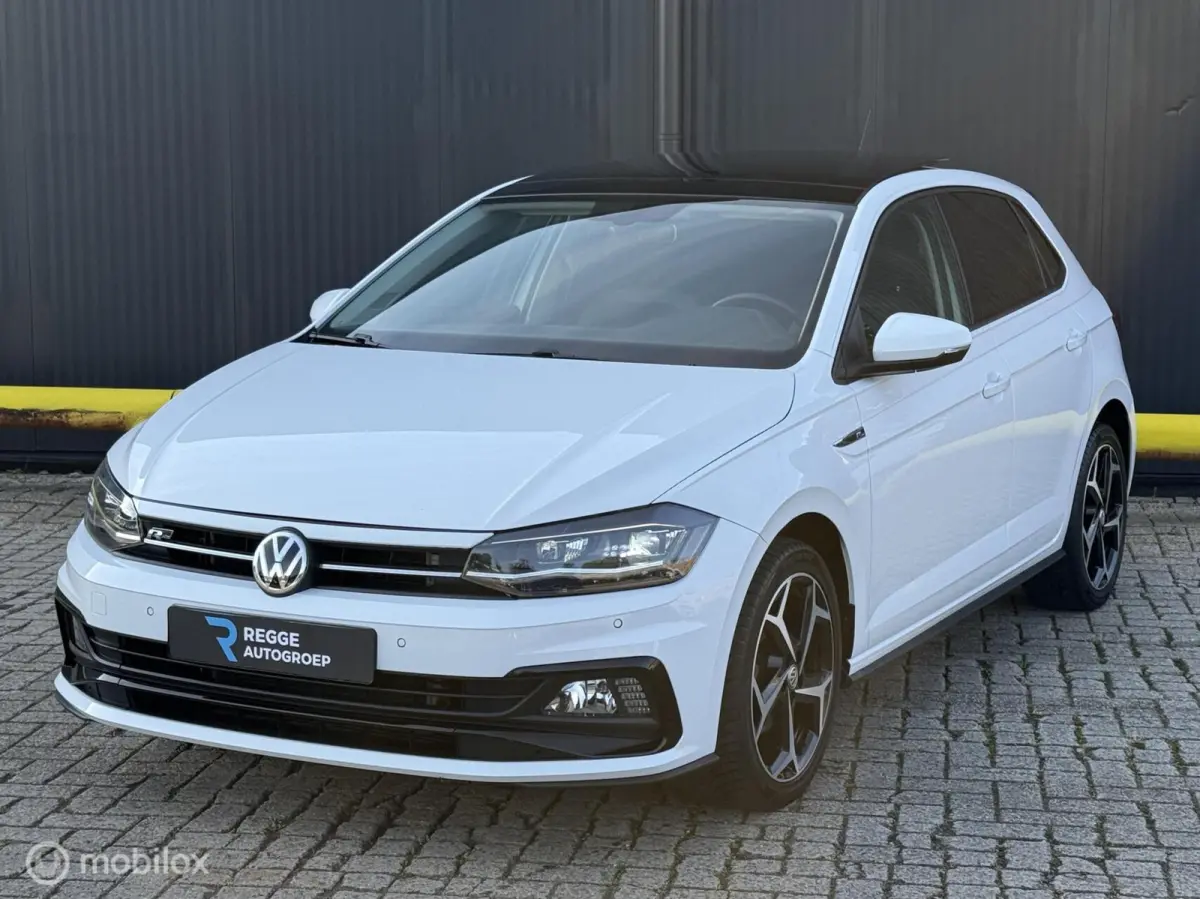 1.0 TSI Highline R-LINE | PANORAMADAK |LED