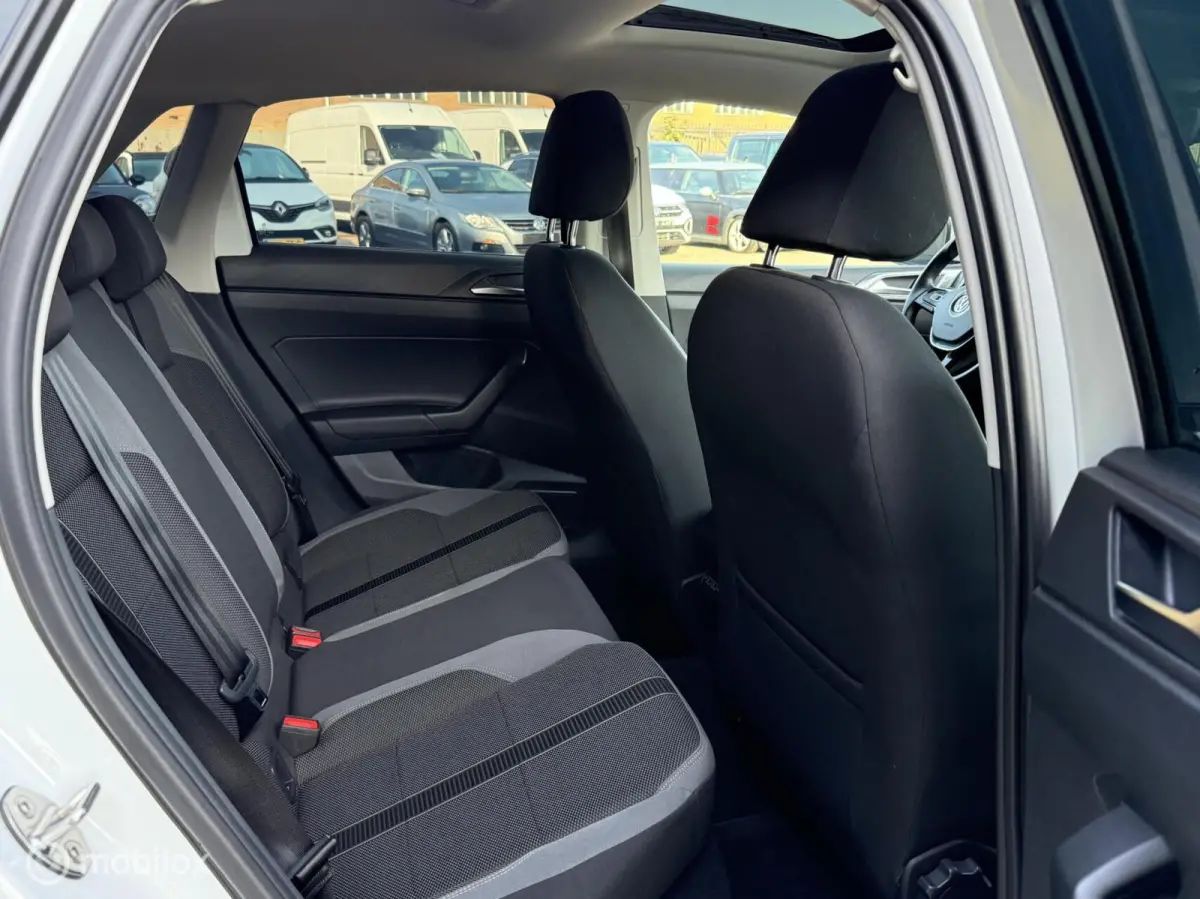 1.0 TSI Highline R-LINE | PANORAMADAK |LED