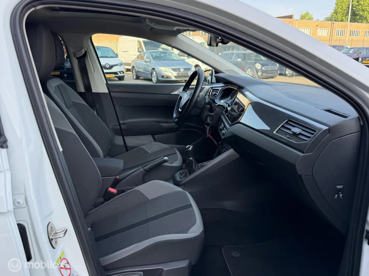 1.0 TSI Highline R-LINE | PANORAMADAK |LED