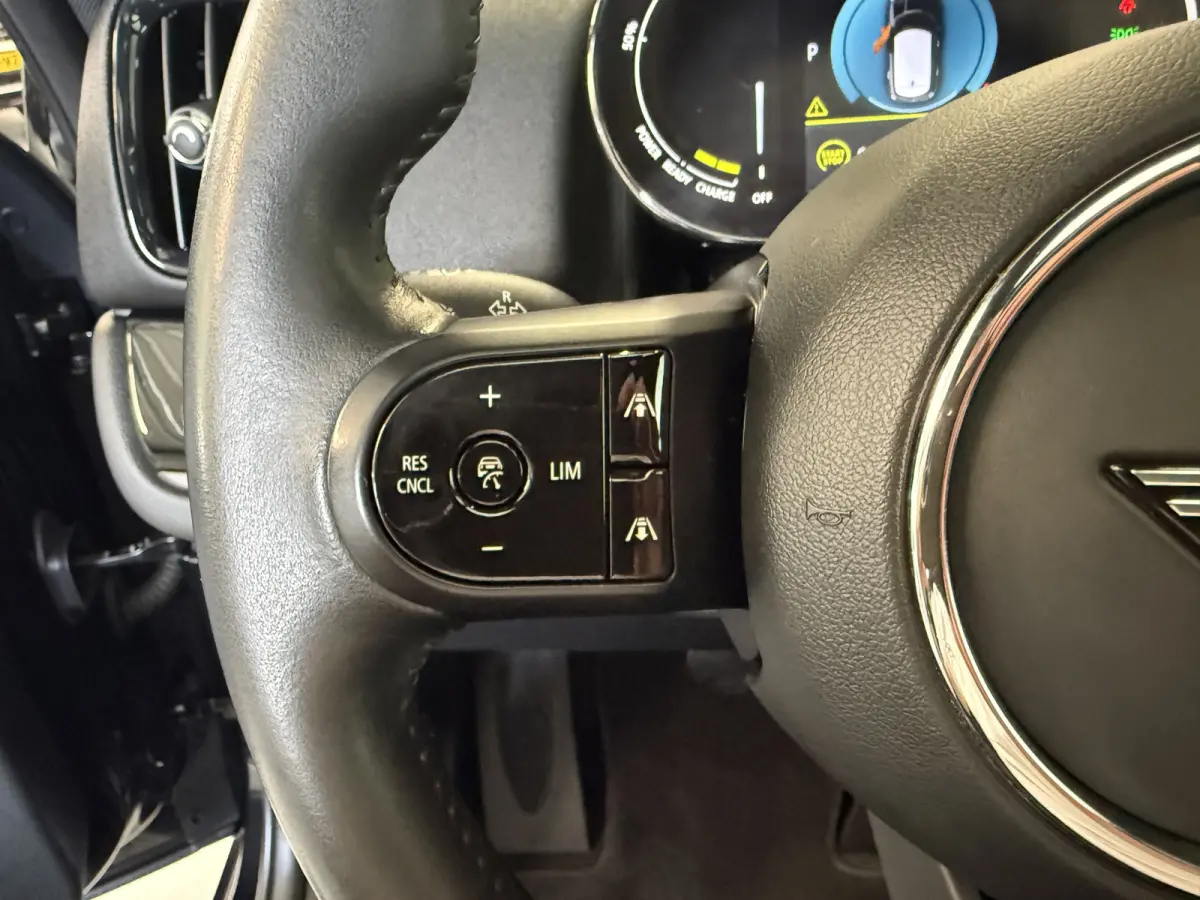2.0 Cooper SE ALL4 Pano/Camera/H&K/Elec stoel memory