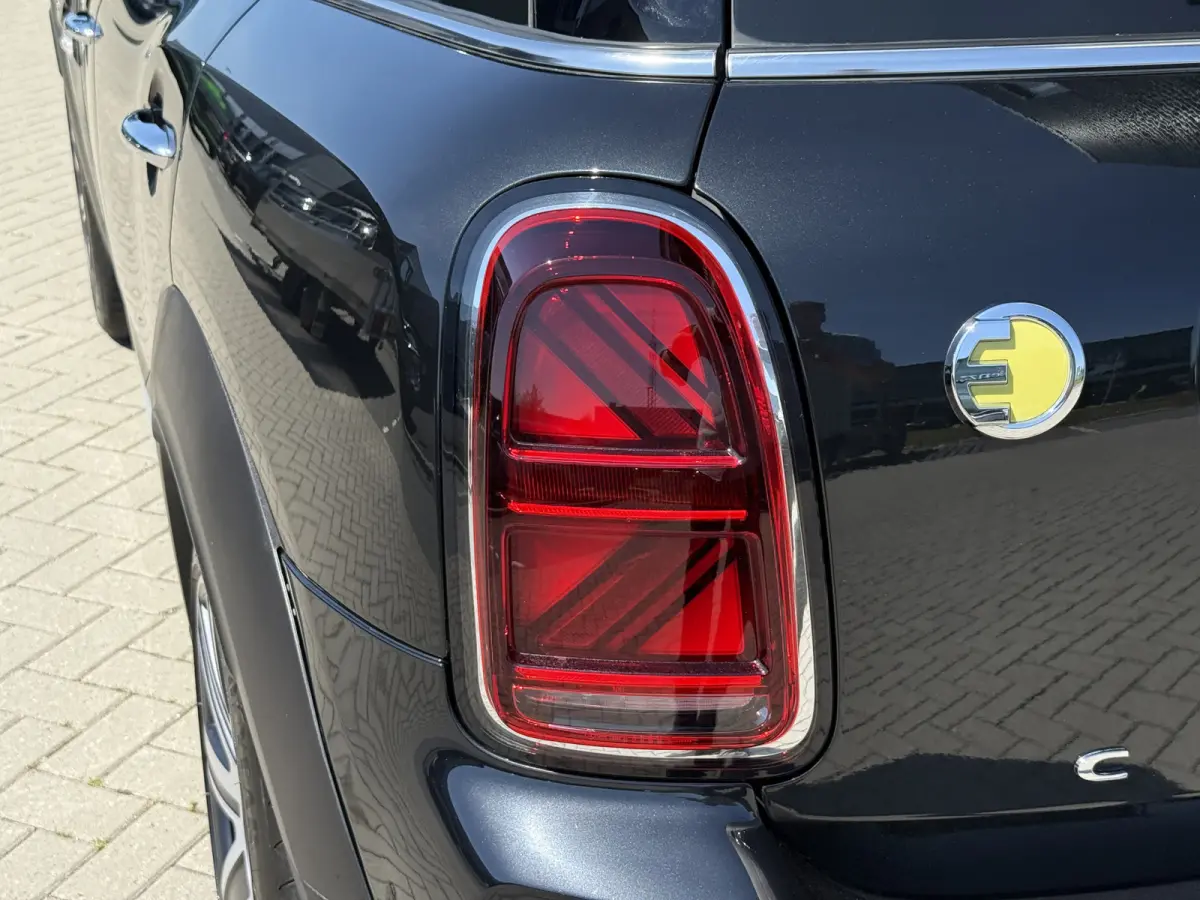 2.0 Cooper SE ALL4 Pano/Camera/H&K/Elec stoel memory
