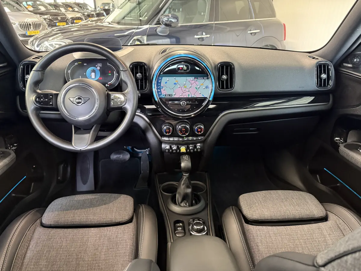 2.0 Cooper SE ALL4 Pano/Camera/H&K/Elec stoel memory