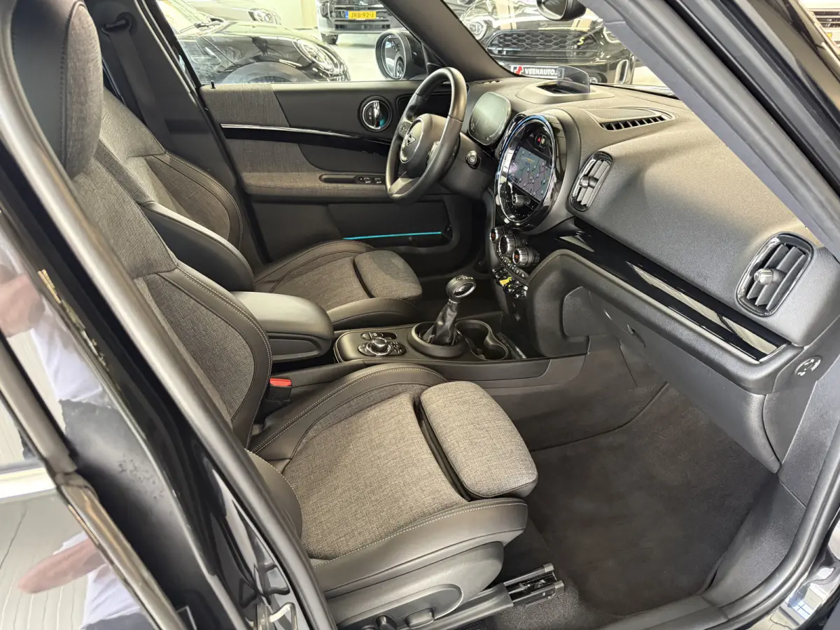 2.0 Cooper SE ALL4 Pano/Camera/H&K/Elec stoel memory