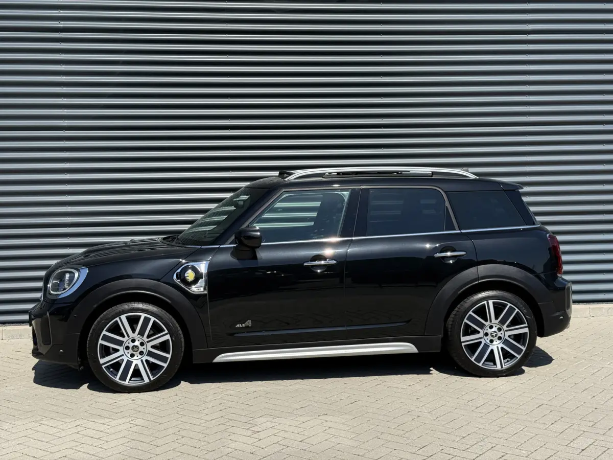 2.0 Cooper SE ALL4 Pano/Camera/H&K/Elec stoel memory