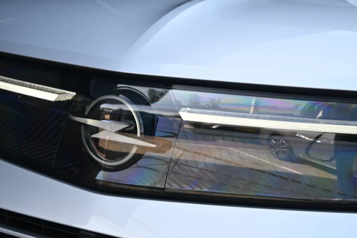 1.2 Turbo Hybrid GS 145pk | HeadUp-Display | Stuur/Stoelverwarming | 360 Camera | Adaptive Cruise | Navigatie | !!