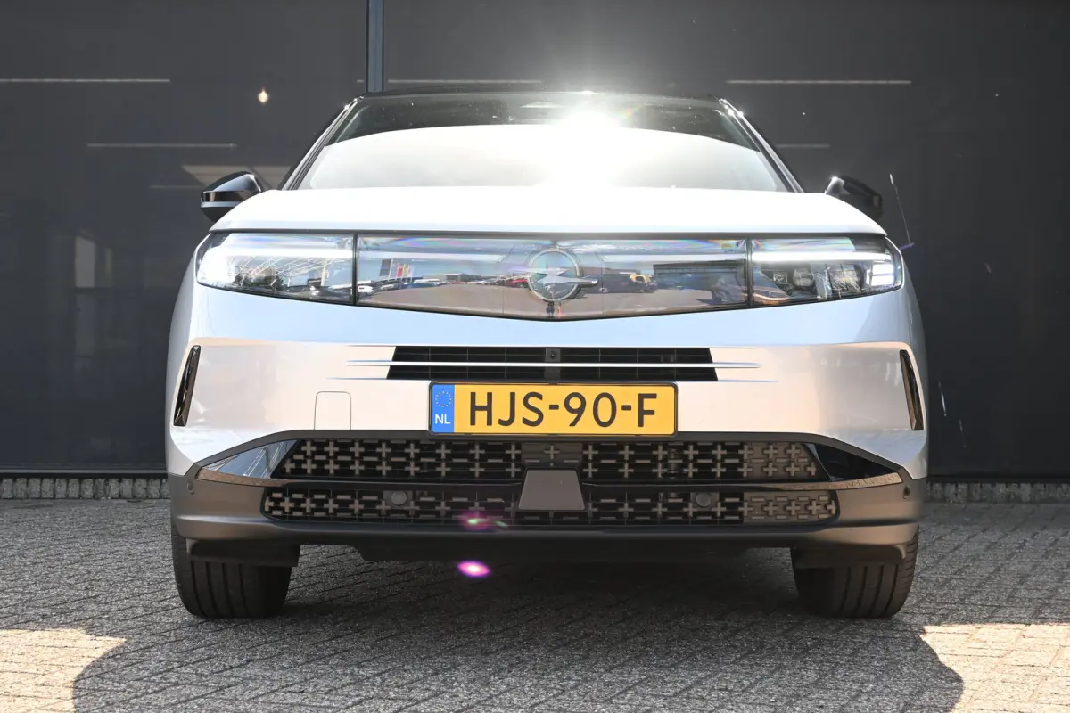 1.2 Turbo Hybrid GS 145pk | HeadUp-Display | Stuur/Stoelverwarming | 360 Camera | Adaptive Cruise | Navigatie | !!