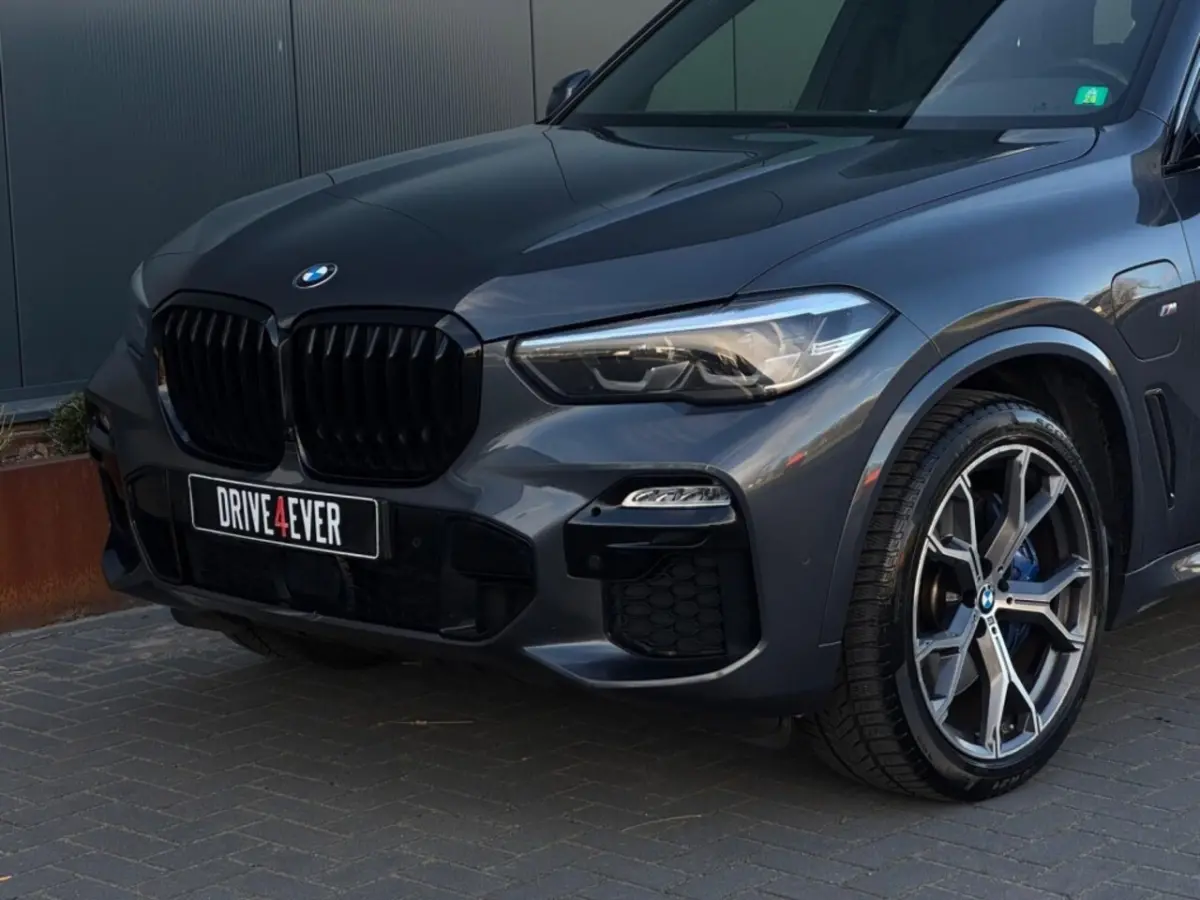 XDrive45e | M Pakket | Pano | Camera