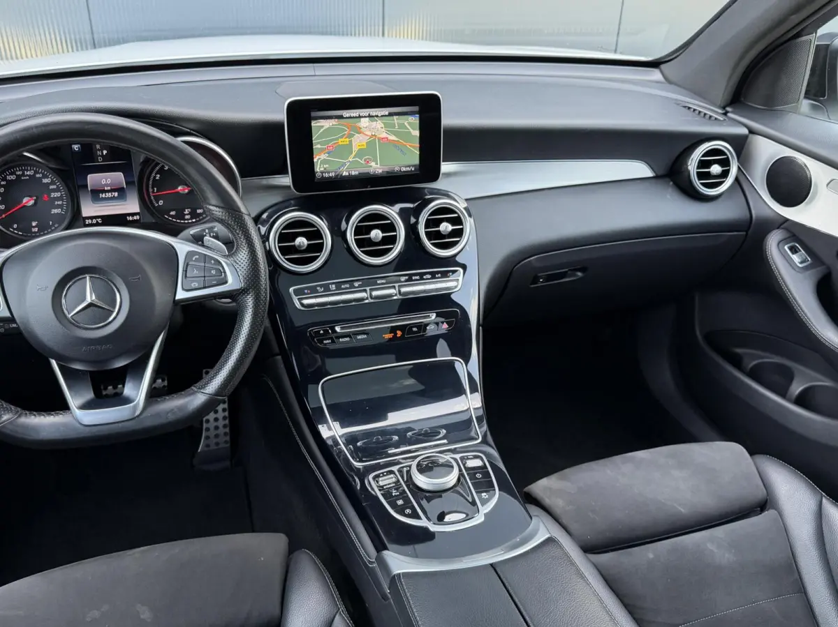250 4MATIC AMG-Pakket Led - Pano - Leder - Night Pakket