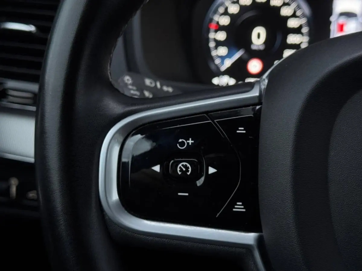 2.0 T8 Recharge AWD R-Design | Memory | Dodehoek