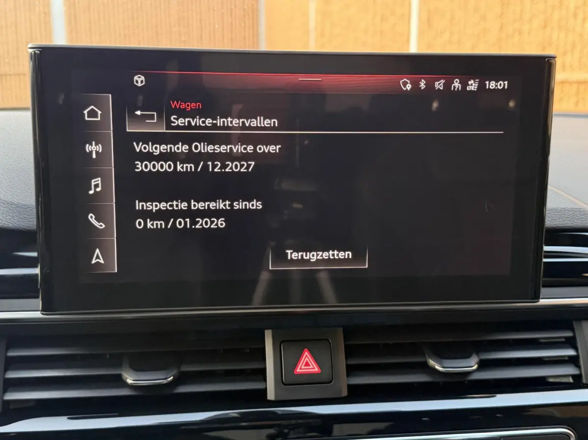 35 TFSI S edition Competition Automaat | Navigatiesysteem | Elektrisch inklapbare spiegels | Afgevlakt stuurwiel | LED verlichting | S-line pakket | Apple CarPlay/Android Auto | Getint glas 
