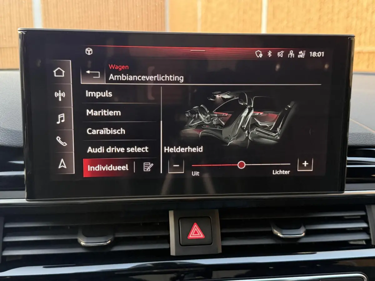 35 TFSI S edition Competition Automaat | Navigatiesysteem | Elektrisch inklapbare spiegels | Afgevlakt stuurwiel | LED verlichting | S-line pakket | Apple CarPlay/Android Auto | Getint glas 
