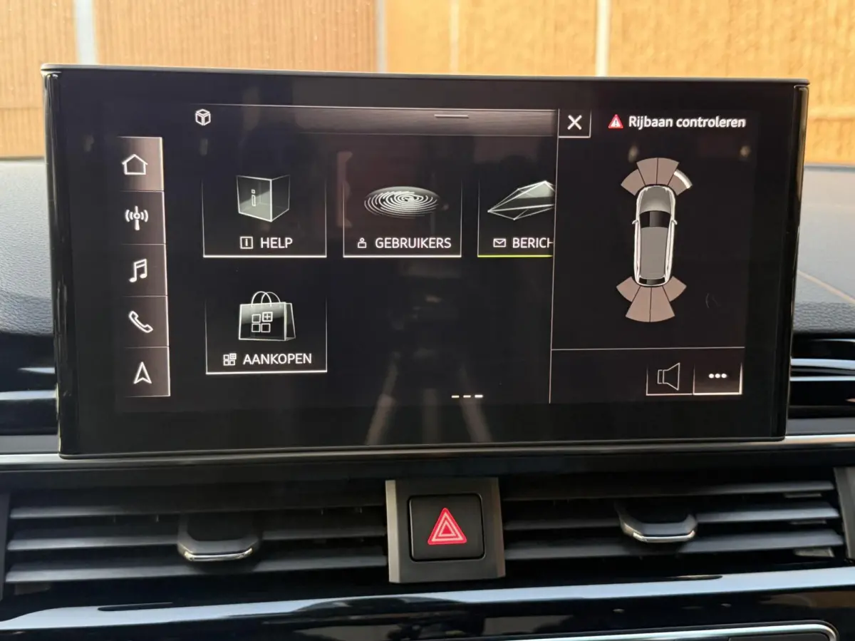 35 TFSI S edition Competition Automaat | Navigatiesysteem | Elektrisch inklapbare spiegels | Afgevlakt stuurwiel | LED verlichting | S-line pakket | Apple CarPlay/Android Auto | Getint glas 
