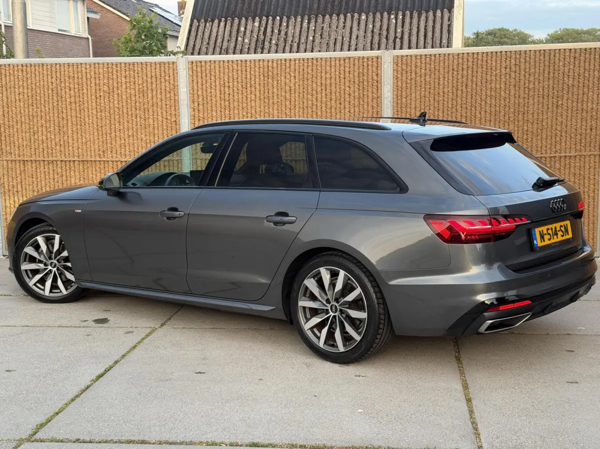 35 TFSI S edition Competition Automaat | Navigatiesysteem | Elektrisch inklapbare spiegels | Afgevlakt stuurwiel | LED verlichting | S-line pakket | Apple CarPlay/Android Auto | Getint glas 
