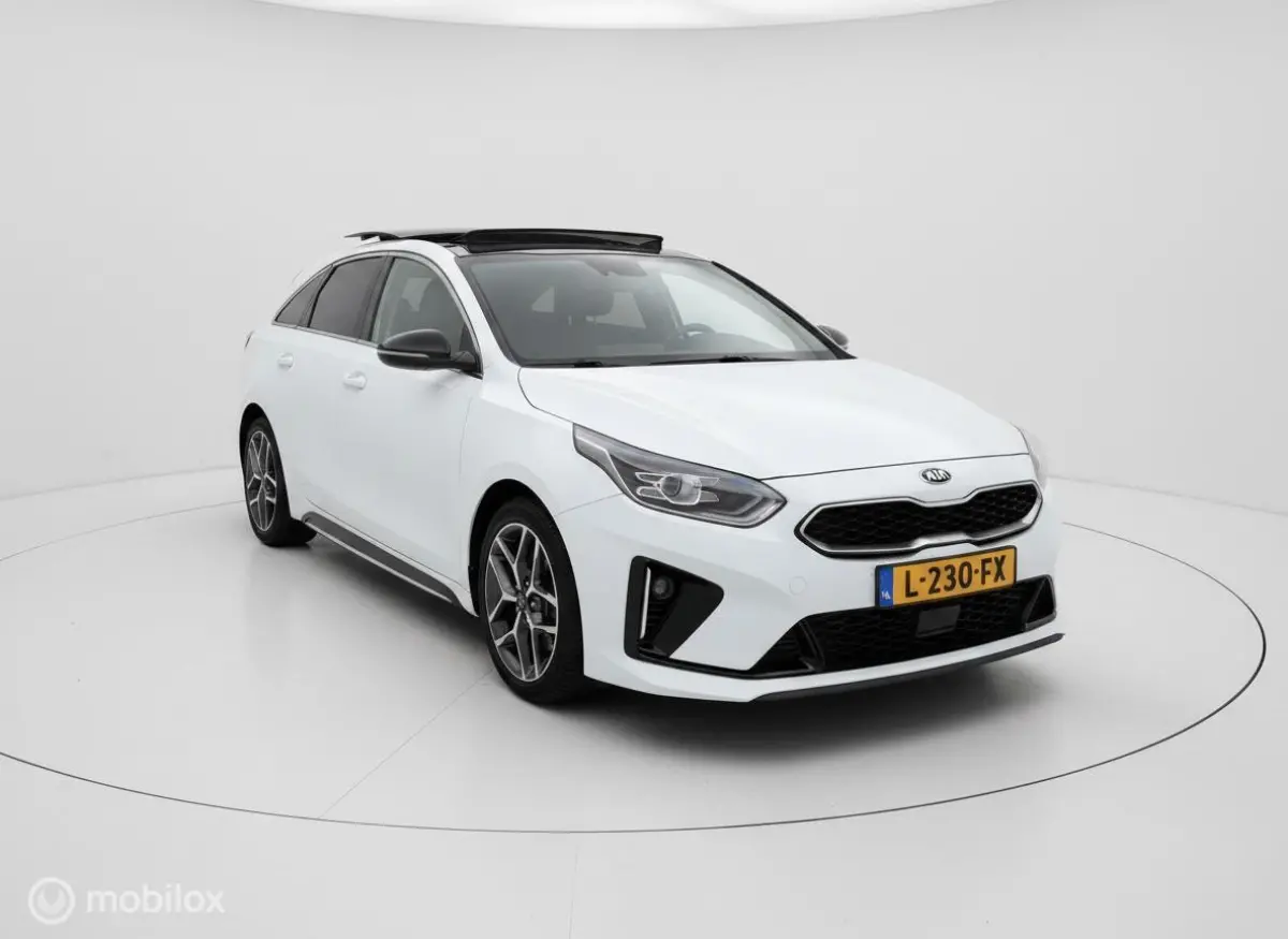 1.0 T-GDI GT-Line | Panoramadak | Camera | Digitale Cockpit | NAP | 2021