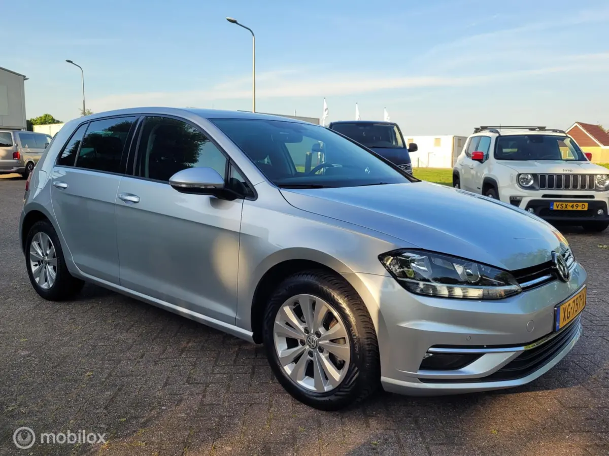 1.0 TSI, Carplay/navi/cruise/clima.