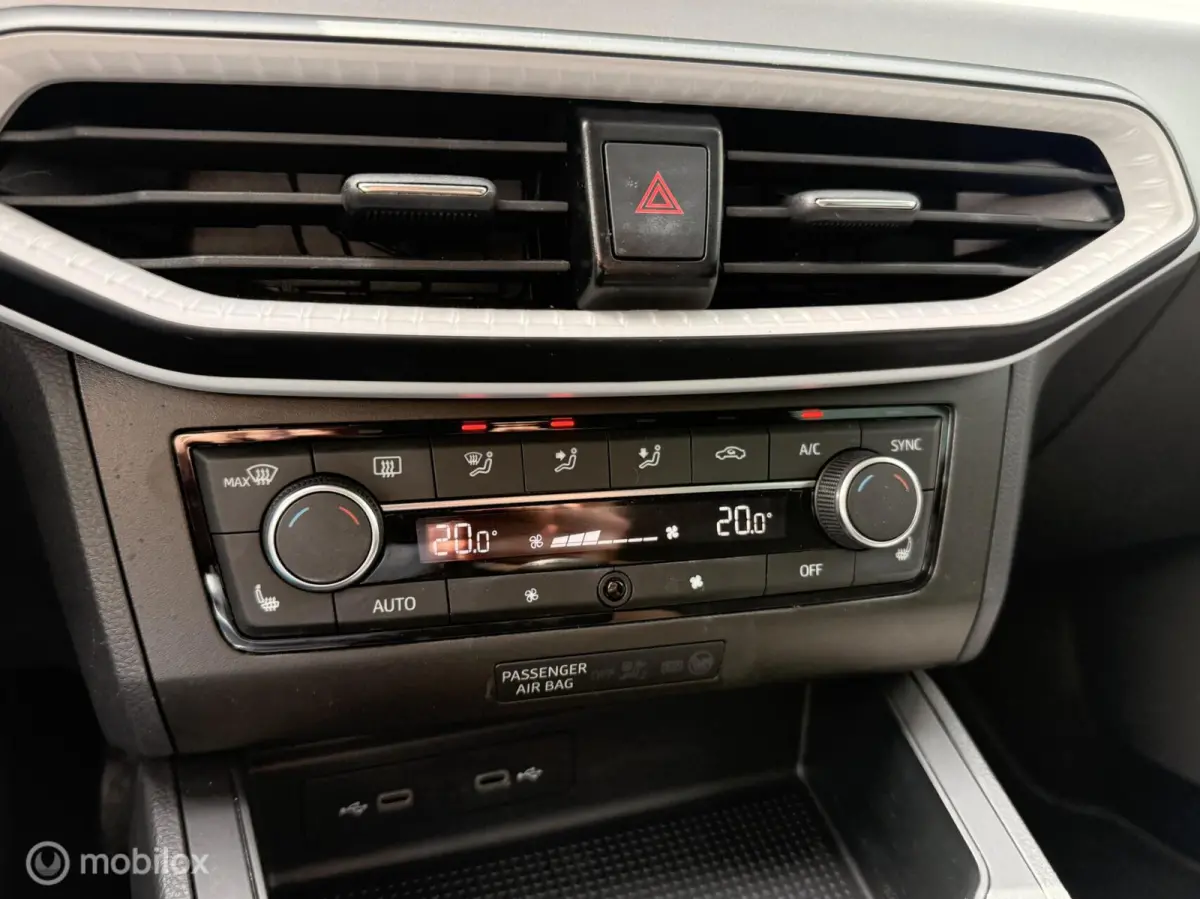 1.0 EcoTSI Style Business Connect | NAP| NL Auto | All Season | 2022 | Incl. BTW