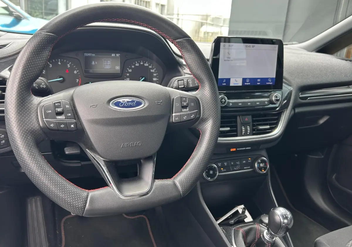 1.0 EcoBoost ST-Line 125PK | 1e Eigenaar | NL AUTO | Zeer Nette Staat | van de Ford Dealer | Navigatie | Cruise Control | Climate Control | Navigatie | 2 Sleutels | APK tot 18-02-2028 |