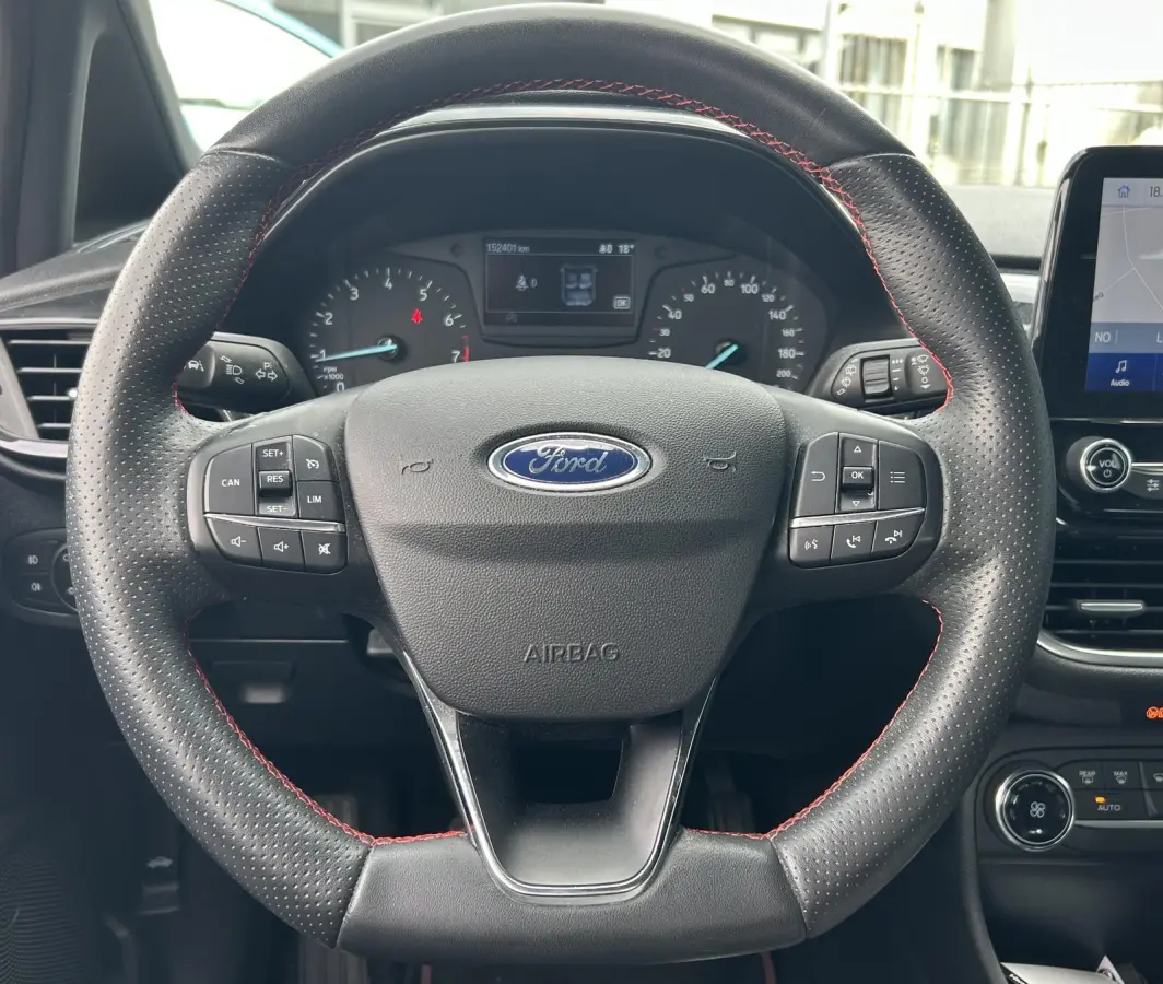 1.0 EcoBoost ST-Line 125PK | 1e Eigenaar | NL AUTO | Zeer Nette Staat | van de Ford Dealer | Navigatie | Cruise Control | Climate Control | Navigatie | 2 Sleutels | APK tot 18-02-2028 |