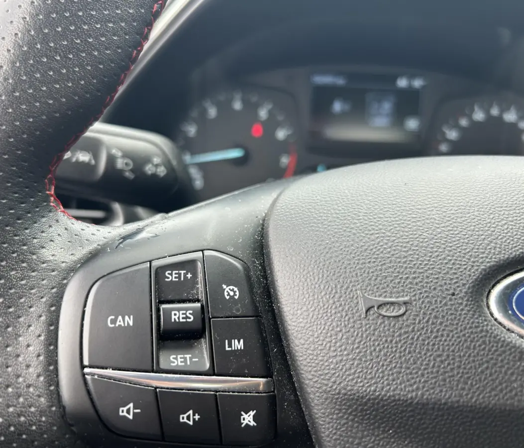1.0 EcoBoost ST-Line 125PK | 1e Eigenaar | NL AUTO | Zeer Nette Staat | van de Ford Dealer | Navigatie | Cruise Control | Climate Control | Navigatie | 2 Sleutels | APK tot 18-02-2028 |
