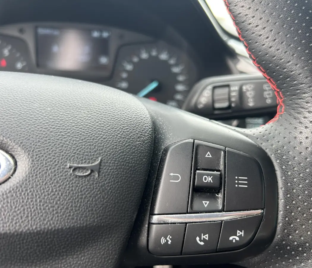 1.0 EcoBoost ST-Line 125PK | 1e Eigenaar | NL AUTO | Zeer Nette Staat | van de Ford Dealer | Navigatie | Cruise Control | Climate Control | Navigatie | 2 Sleutels | APK tot 18-02-2028 |