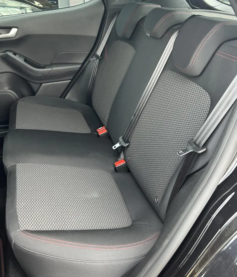 1.0 EcoBoost ST-Line 125PK | 1e Eigenaar | NL AUTO | Zeer Nette Staat | van de Ford Dealer | Navigatie | Cruise Control | Climate Control | Navigatie | 2 Sleutels | APK tot 18-02-2028 |